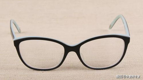 高逼格眼鏡之蒂芙尼 Tiffany & Co. 眼鏡與蒂芙尼珠寶在人工智能基礎(chǔ)軟件開(kāi)發(fā)中的融合探索